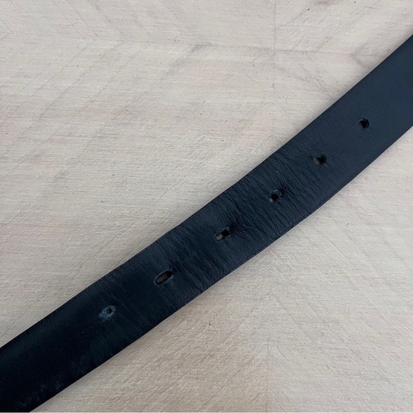 Genuine Leather Black Belt with Silver Tone Brass Buckle Men's Size 40 - Picture 6 of 9